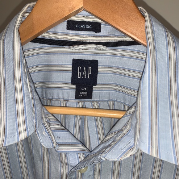 GAP long sleeved dress shirt - Picture 6 of 14